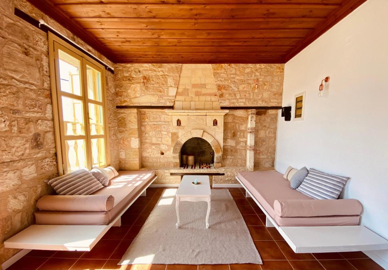 To Petrino Apartment Meyísti
